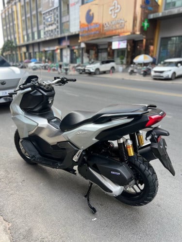 Honda ADV 2023 ក្រដាស់ពន្ធ