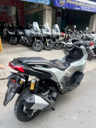 Honda ADV 2023 ក្រដាស់ពន្ធ