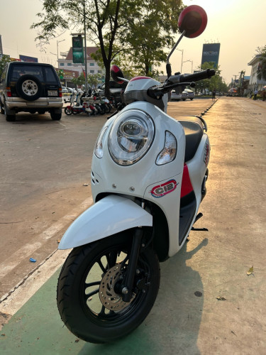 Honda Scoopy 2023y  ម៉ាស៊ីនស្អាត បង់រំលស់100%