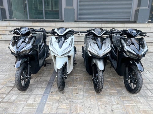 Honda Vario 2022 125cc 2080$ឆាតជាមួយហាងផ្ទាល់ 💌👉 https://t.me/senghengmotor090