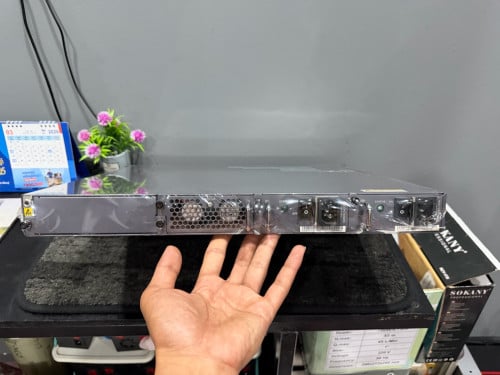 Huawei S5700-28C-EI-24S (Fiber Switch Layer 3)