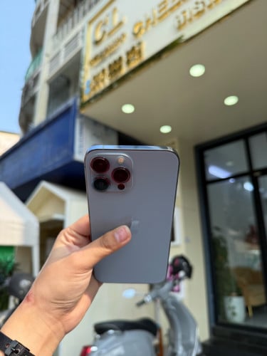 iPhone 13promax 256g LL/A មួយទឹកសុំណុំសុីន តម្លៃ350$