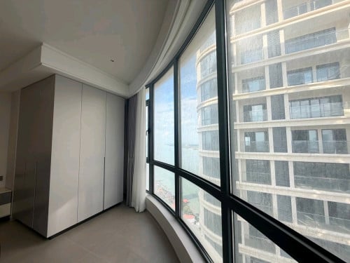 La Vista One 2 Bedroom Condo