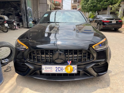 Mercedes-Benz​ C300 up C63  ឆ្នាំ2015  ហ្វូលអុបសិន​ ស្អាតៗណាស់​ ខ្មៅក្រិប🖤