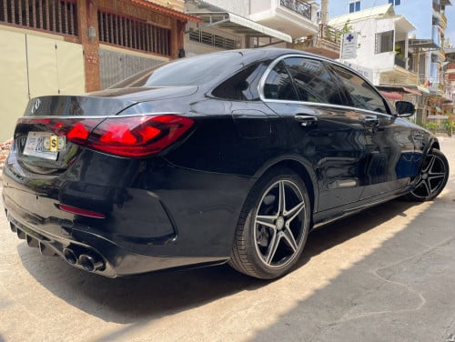 Mercedes-Benz​ C300 up C63  ឆ្នាំ2015  ហ្វូលអុបសិន​ ស្អាតៗណាស់​ ខ្មៅក្រិប🖤