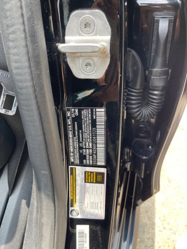 Mercedes-Benz​ C300 up C63  ឆ្នាំ2015  ហ្វូលអុបសិន​ ស្អាតៗណាស់​ ខ្មៅក្រិប🖤