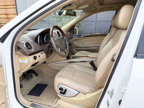 Mercedes.GL.320 ឆ្នាំ 2007  Fulloption