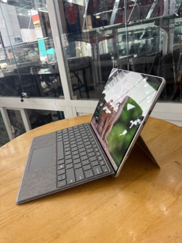 Microsoft Surface Pro 8