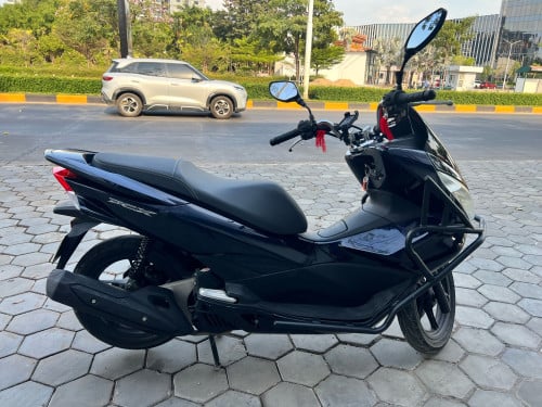 PCX 017