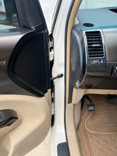 Prius05 ឡានថ្មីលេងគុជហើយ081736212