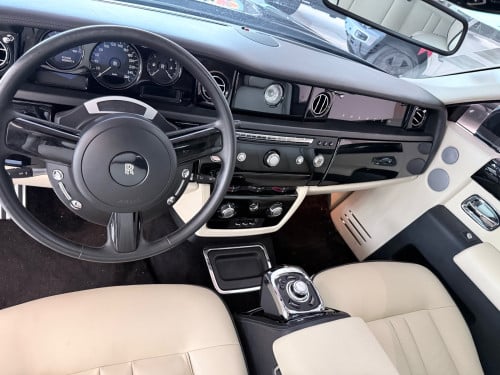 Rolls Royce Phantom 2013 កាត់បានក្តៅៗ
