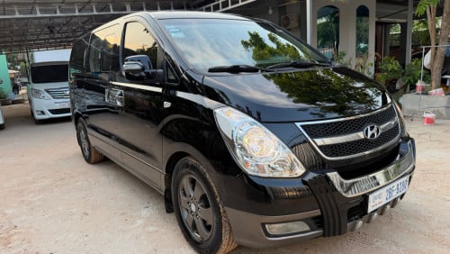 starex hvx 2009 full option