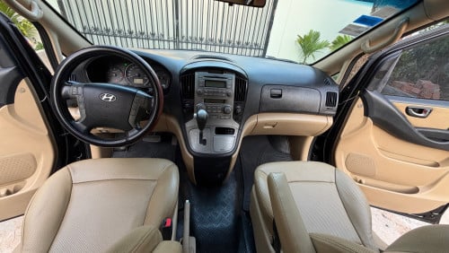 starex hvx 2009 full option