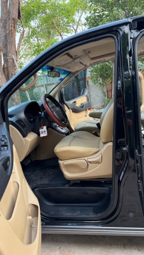 starex hvx 2009 full option