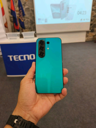 Tecno Camon50 ,ម៉ូតថ្មីទើបចេញ