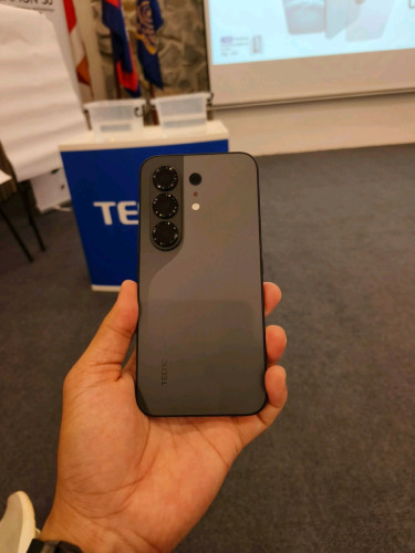 Tecno Camon50 ,ម៉ូតថ្មីទើបចេញ
