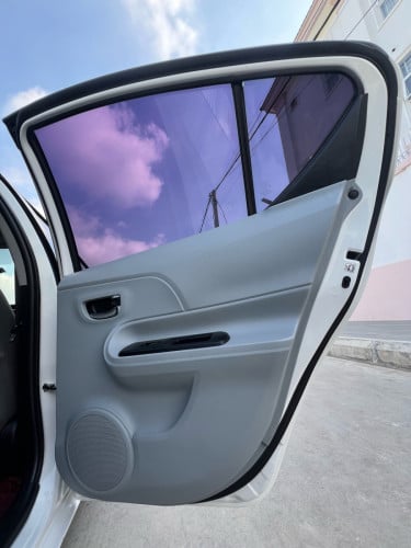 Toyota PRIUS C 2012