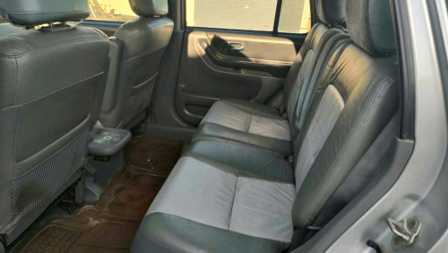 លក់ឡានធូរថ្លៃ Honda CR-V ឆ្នាំ2000 Sប៉ុង