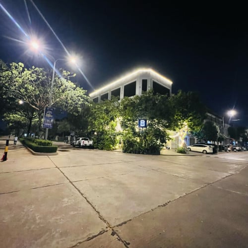 ការិល័យលក់ office for sale ឬ ជួល for rent