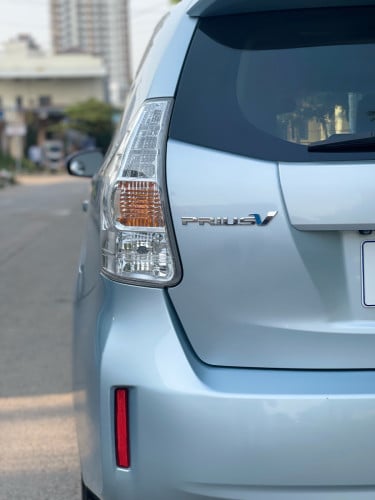 លក់ Prius V Option 5