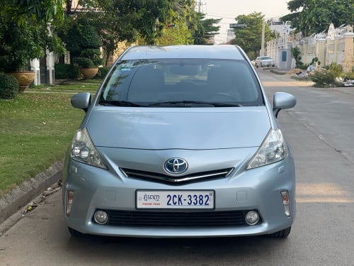 លក់ Prius V Option 5