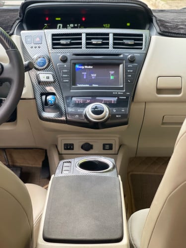 លក់ Prius V Option 5