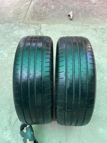 សំបក ម៉ាកToYo មួយទឹកលេខ 235/60/18 ឌីឡេ 50/22