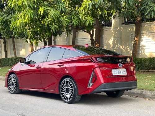 លក់ Toyota Prius Prime Full Premium