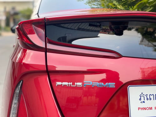 លក់ Toyota Prius Prime Full Premium