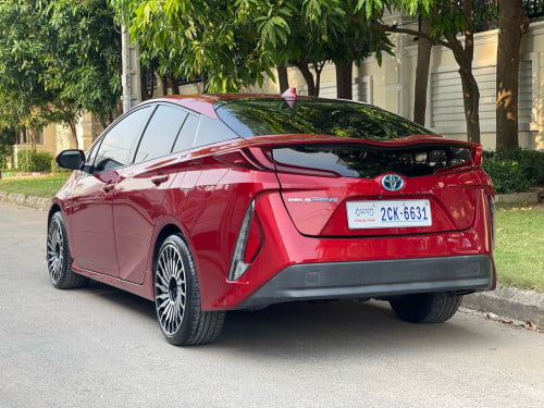 លក់ Toyota Prius Prime Full Premium