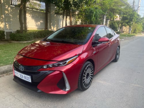 លក់ Toyota Prius Prime Full Premium