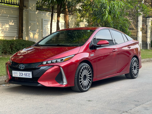 លក់ Toyota Prius Prime Full Premium