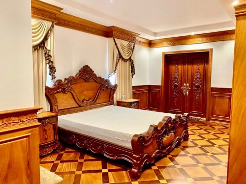✅Corner Queen Villa For Rent in Borey Chip Mong 271