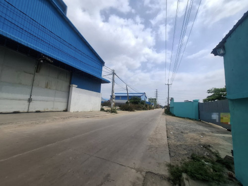 💥ឃ្លាំងសំរាប់ជួលនៅសែនសុខផ្លូវងាយស្រួលឡានកុងតាន័ចេញចូលបាន