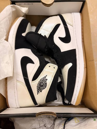 Air Jordan 1 Mid "Diamond Shorts"