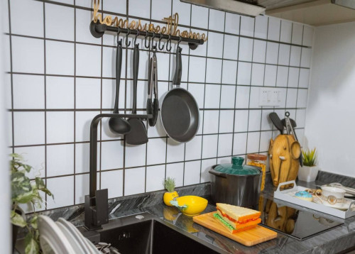 Apartment for rent / Rental fee 租金: 450$/month (Can negotiation)