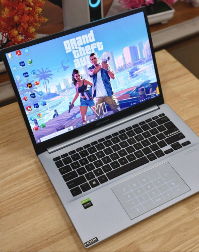 Asus Vivobook 14 OLED Ryzen 7-6800H with RTX 3050 4GB