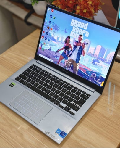 Asus Vivobook 14 OLED Ryzen 7-6800H with RTX 3050 4GB