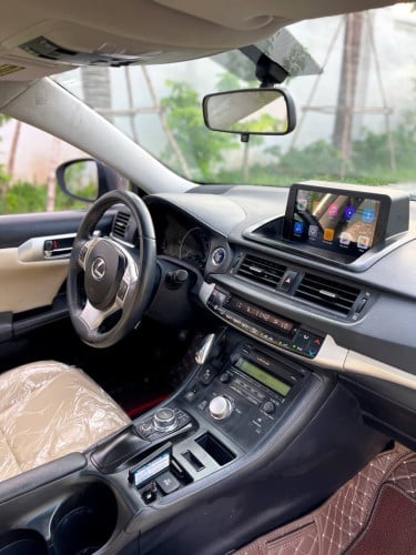 CT200h 2013 Premium ឡានមូល100%