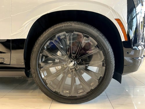 Escalade Platinum Sport Onyx Package