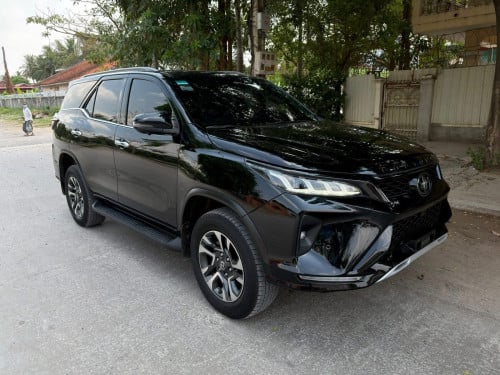 FORTUNER LEGENDER 2023 មួយទឹកស្លាកលេខ