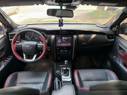 FORTUNER LEGENDER 2023 មួយទឹកស្លាកលេខ
