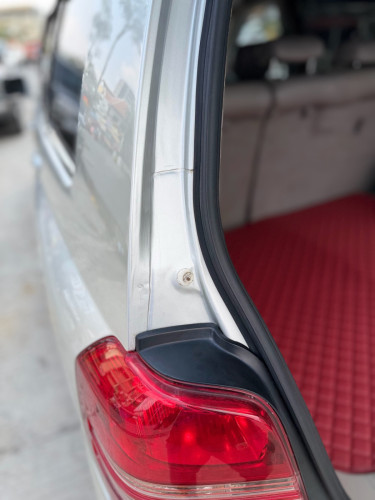Highlander 2002 V6ប៉ុងពីរ​ បេីកដំបូល​ ទឹកថ្នាំសុីនច្រេីន​85% ម្ចាស់ដេីម​