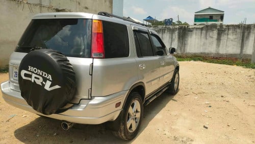 Honda CR-V ឆ្នាំ2000 ប៉ុងs