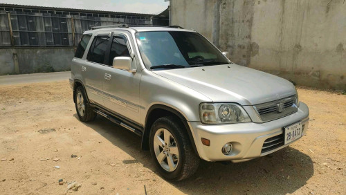 Honda CR-V ឆ្នាំ2000 ប៉ុងs