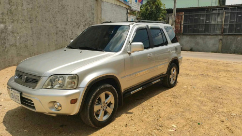 Honda CR-V ឆ្នាំ2000 ប៉ុងs