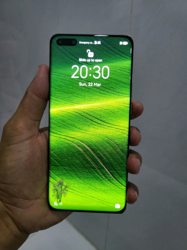 Huawei P40 Pro 8g/256g Global(វៃដូរបាន)👉$215