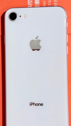 (លក់បាត់ហេីយ)iphone 8 64g (zin all) មានscan