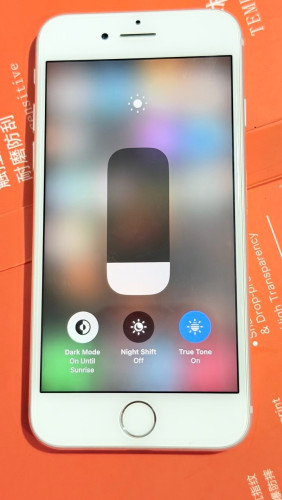 (លក់បាត់ហេីយ)iphone 8 64g (zin all) មានscan