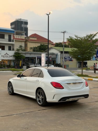 Mercedes Benz C300 AMG 2015